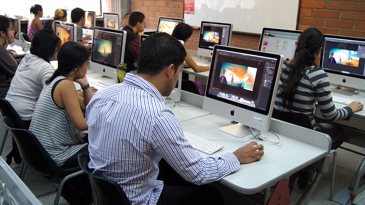Desarrollo tecnológico en la UdeMedellín