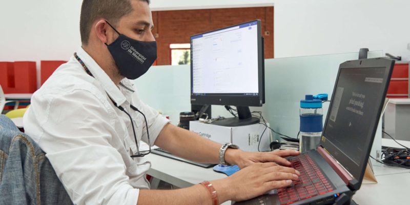 2EF5B53A-7218-45FB-8060-2C19D2C74C1D