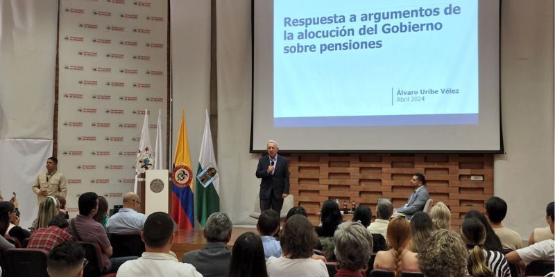 Álvaro Uribe Vélez