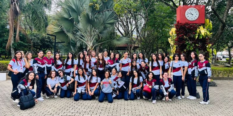 colegios en la Universidad de Medellín