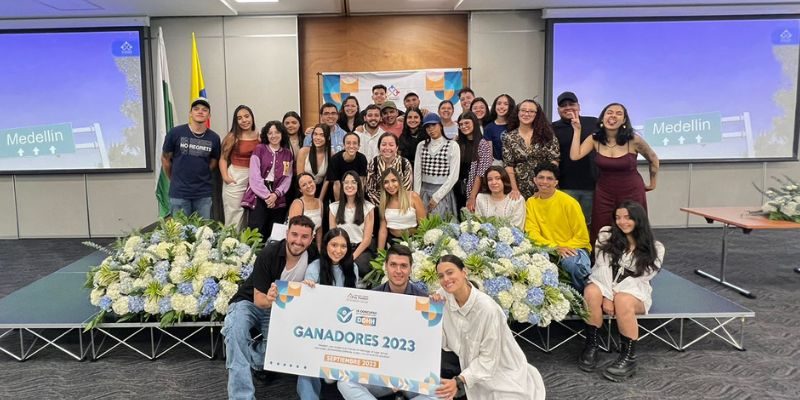 Estudiantes comunicación premio Personería