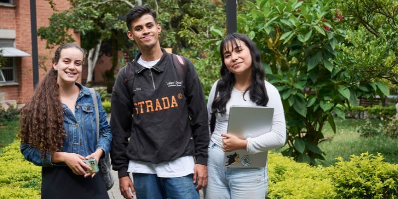 Estudiantes en la Universidad de Medellín