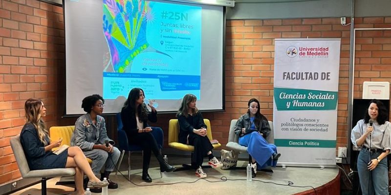 Mujeres Universidad de Medellín