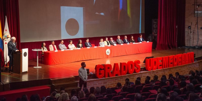 Grados Universidad de Medellín