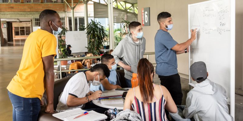 estudiantes udemedellin